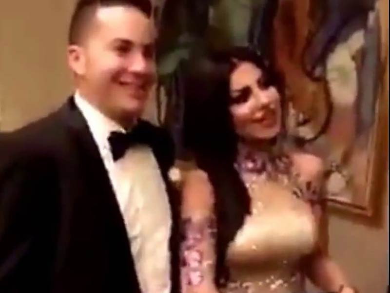 اضغط لمشاهدة الفيديو: عريس يترك حفل زفافه من أجل سيلفى مع "حليمة بولند"!